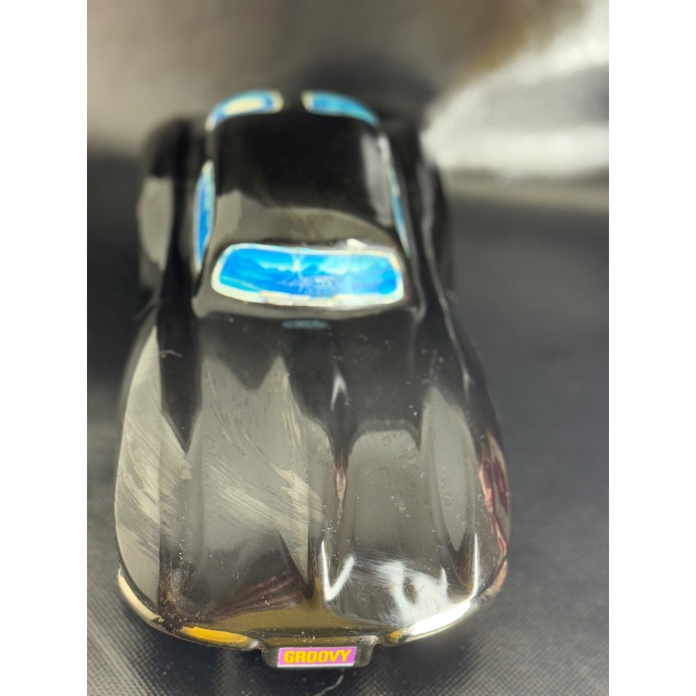 Enesco Standing Ovations 1988 Little Red Corvette Musical Car Figurine Black